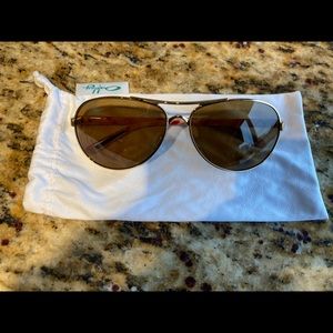 Women’s Oakley Aviator Polarized Sunglasses